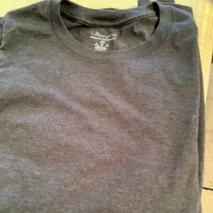 Men’s Champion gray short sleeve shirt